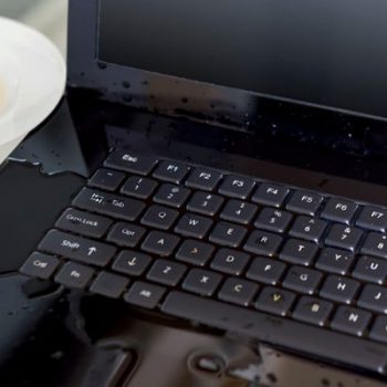 آیا لپ تاپ آبخورده تعمیر می شود ؟